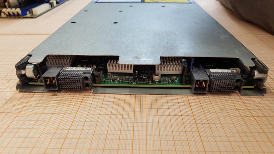 107-054-010 Сервер Blade-System IBM HS22 49Y5118 MT: 7870 #4