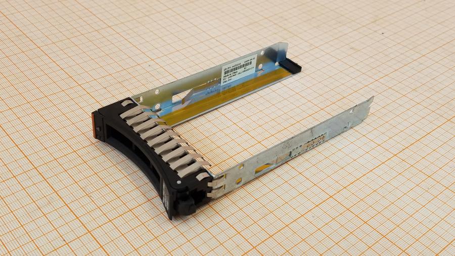 107-057-001 HDD-tray IBM 44T2216 #1