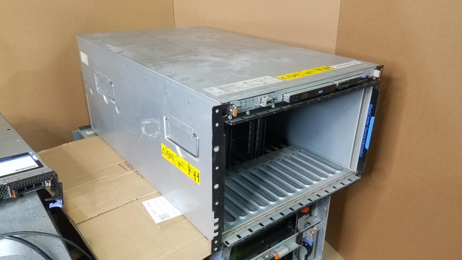 107-058-001 Chassis Blade-System IBM BladeCenter E MT: 8677 42C9710 #1