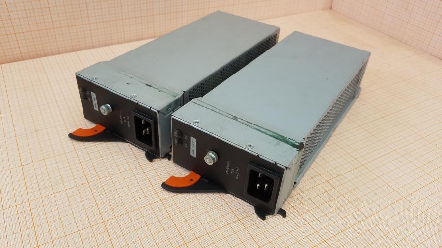 107-058-001 Chassis Blade-System IBM BladeCenter E MT: 8677 42C9710 #18