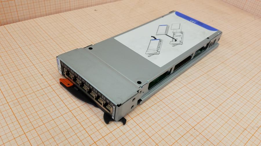 107-058-001 Chassis Blade-System IBM BladeCenter E MT: 8677 42C9710 #22