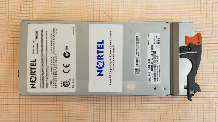 107-058-001 Chassis Blade-System IBM BladeCenter E MT: 8677 42C9710 #24