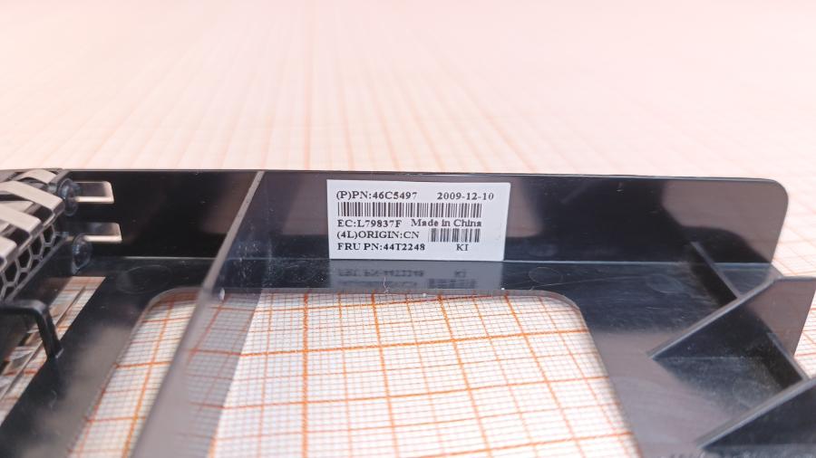 107-061-001 Заглушка IBM 46C5497 #8