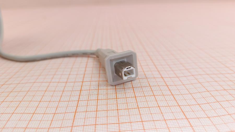 165-981-002 Кабель USB  USB A (M) - USB B (M) 1.8m #5