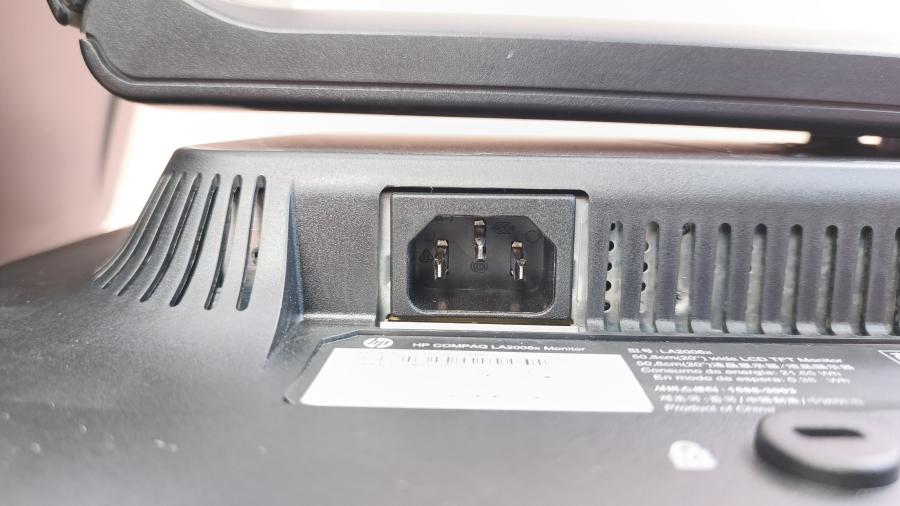 237-005-001 Монитор ЖК HP COMPAQ LA2006x #9