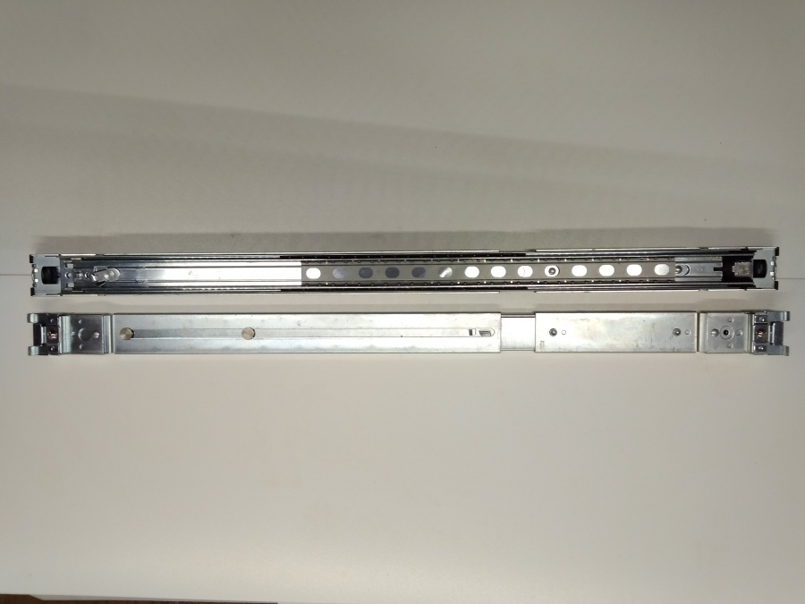 126-020-001 Комплект рельс в стойку  Synology 19 #2