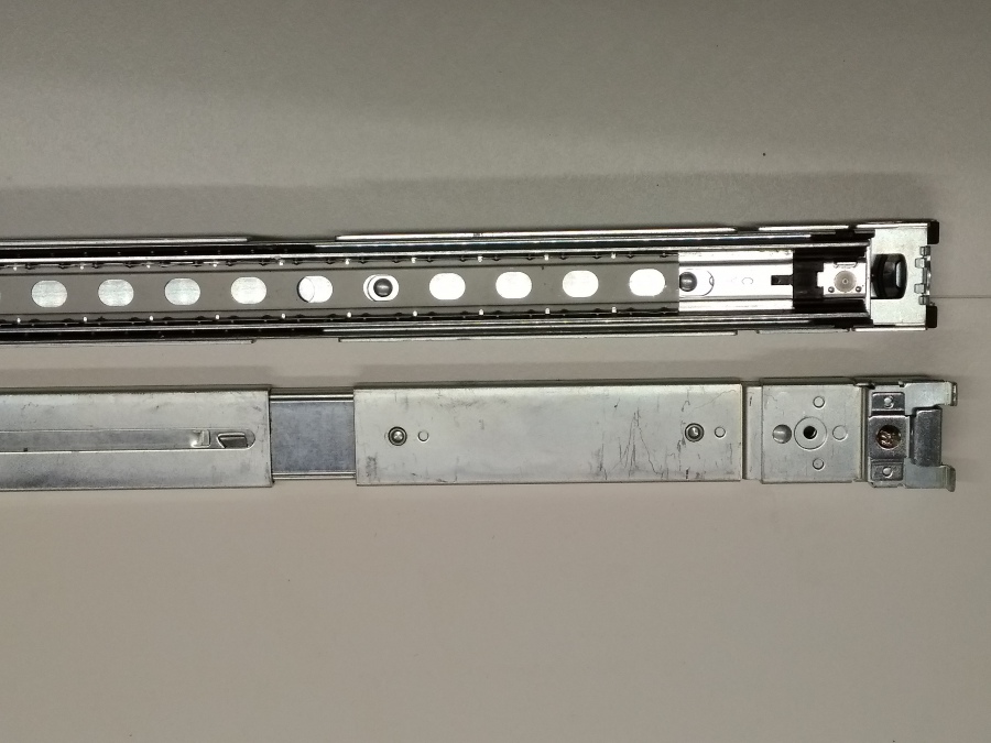 126-020-001 Комплект рельс в стойку  Synology 19 #3