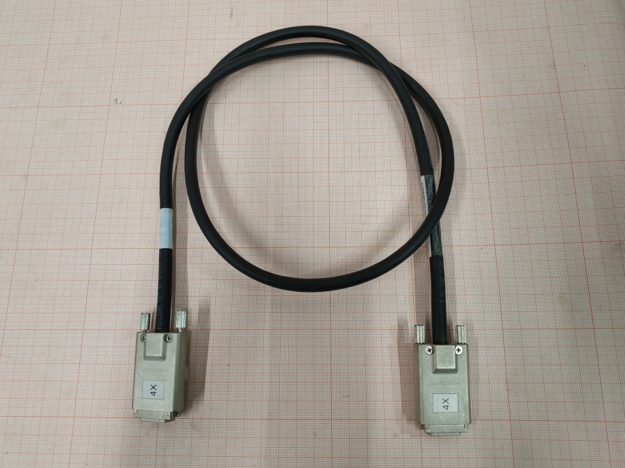 123-002-003 Кабель SFF DELL PowerVault Mini SAS Cable 1m 0R8200 #1