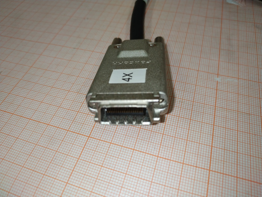 123-002-004 Кабель SFF DELL PowerVault Mini SAS Cable 2m 0J9189 #3