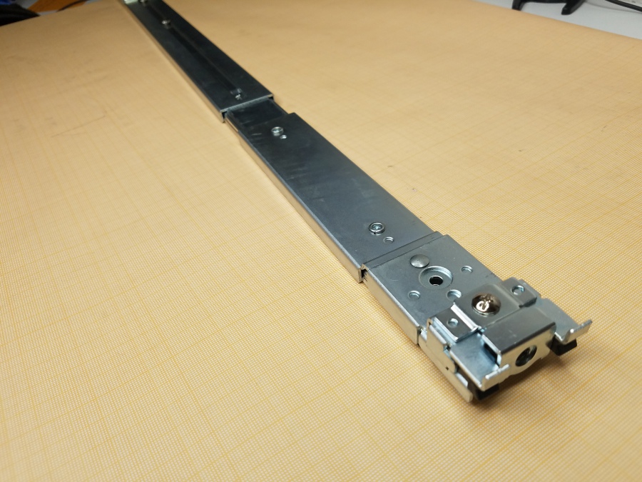 126-020-001 Комплект рельс в стойку  Synology 19 #4