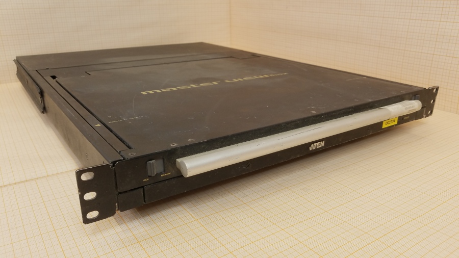 055-069-001 KVM консоль ATEN CL-1216 Master View Max #1