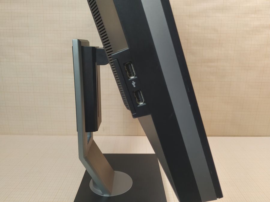 168-010-001 Монитор ЖК DELL UltraSharp 2209WAf #9