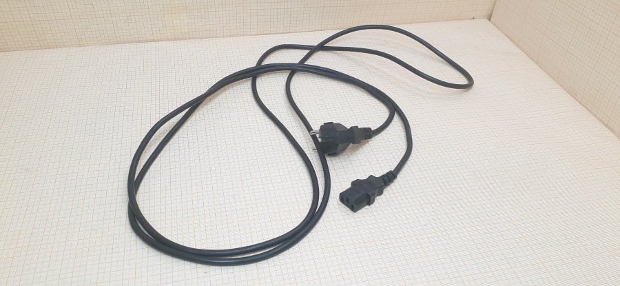 172-004-003 Кабель питания CEE7/7  IEC-C13 #1