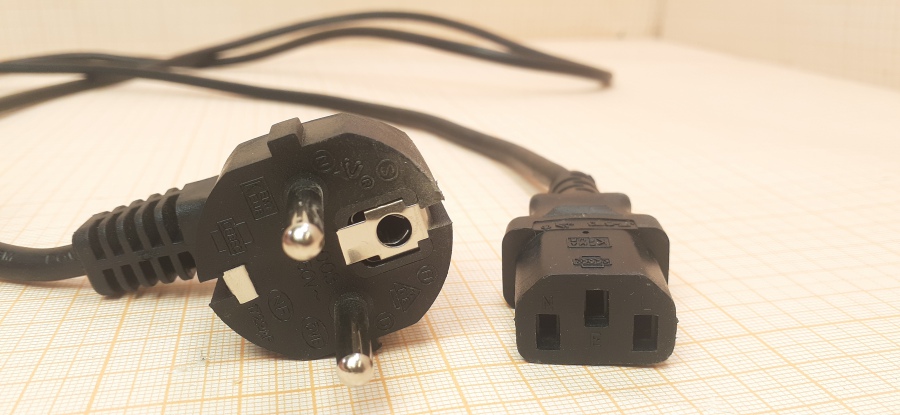 172-004-003 Кабель питания CEE7/7  IEC-C13 #2