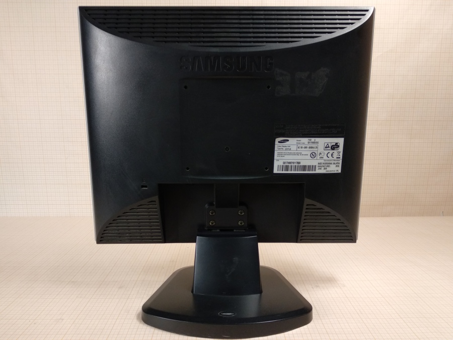 173-016-054 Монитор ЖК SAMSUNG SyncMaster 720N #4