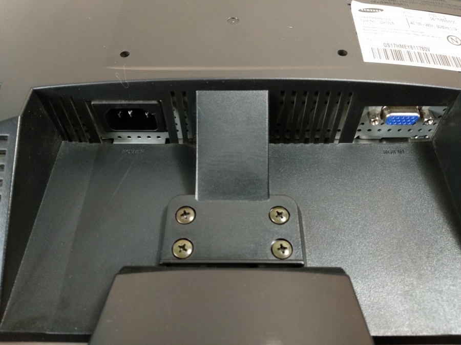 173-016-054 Монитор ЖК SAMSUNG SyncMaster 720N #6