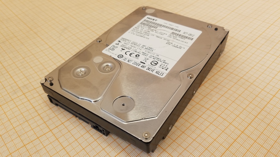 172-065-001 HDD 3.5" SATA HGST HUA722050CLA330 #1