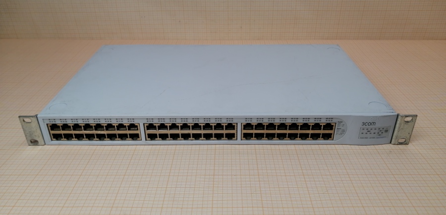 173-110-004 Коммутатор управляемый 3COM SuperStack 3 Switch 4400 3C17204 #1