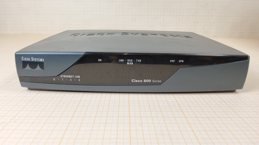 043-012-002 Маршрутизатор CISCO 851 #1