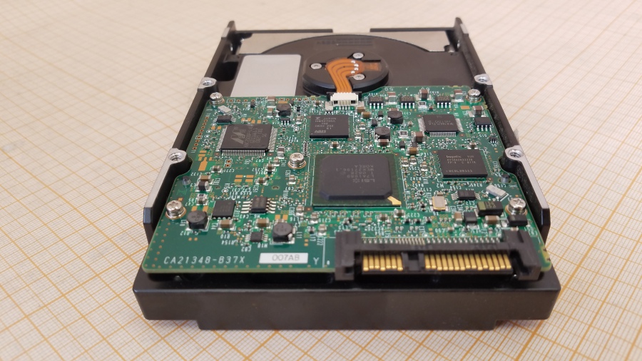 165-105-001 HDD 3.5" SAS IBM 39R7350 #4