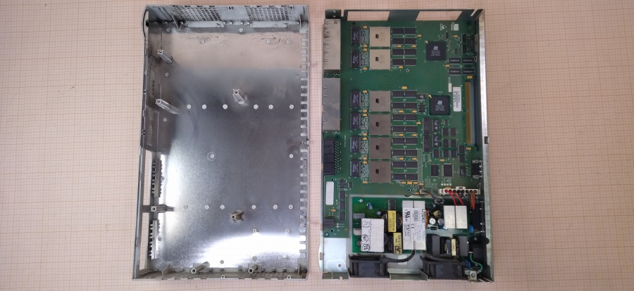 173-107-002 Коммутатор управляемый 3COM SuperStack 2 3300XM 24 Port 3C16985B #11