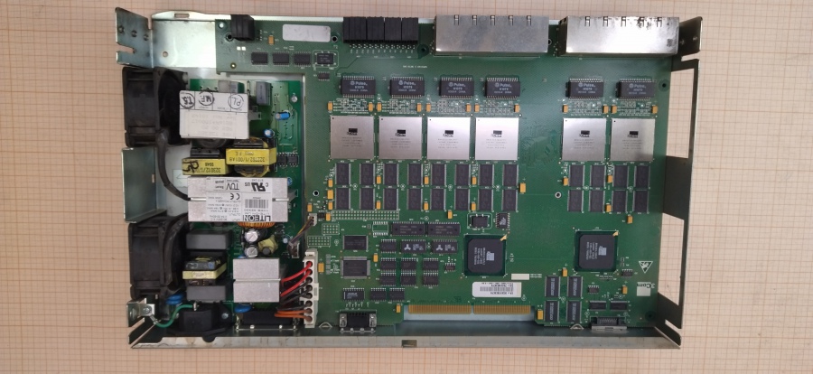 173-107-002 Коммутатор управляемый 3COM SuperStack 2 3300XM 24 Port 3C16985B #12