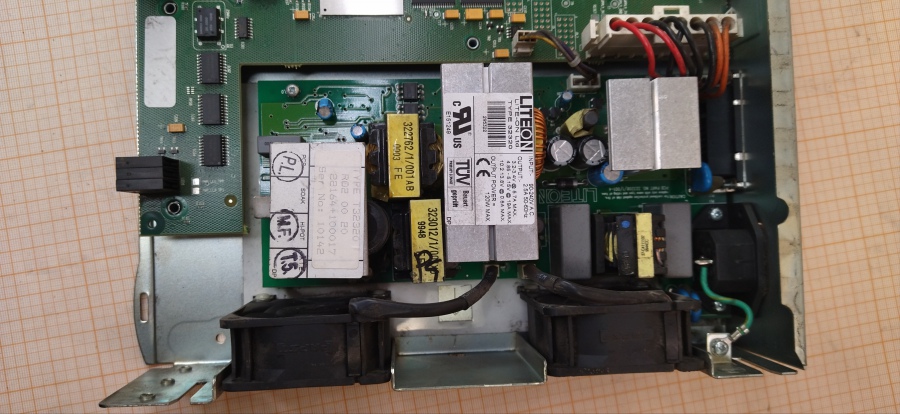 173-107-002 Коммутатор управляемый 3COM SuperStack 2 3300XM 24 Port 3C16985B #14