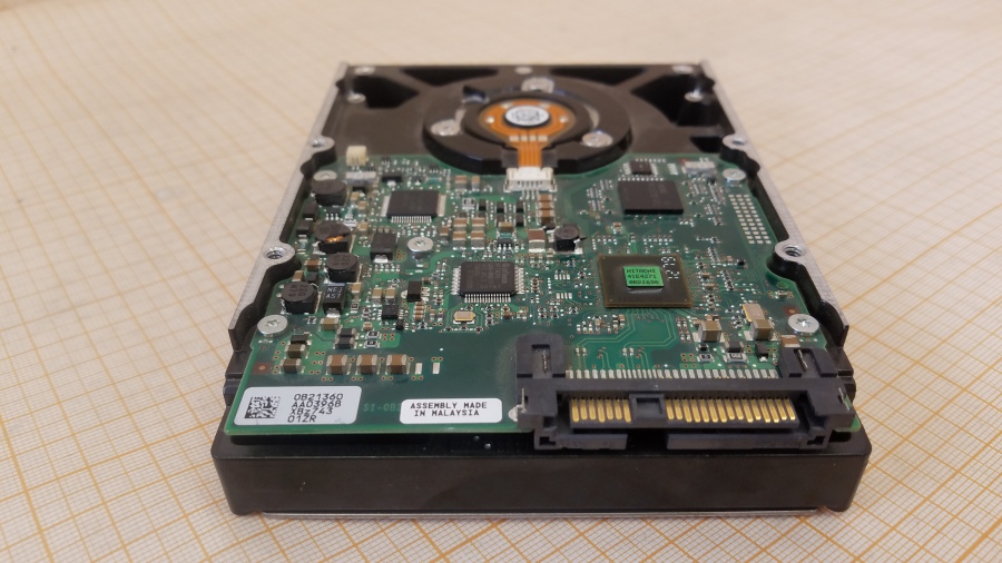 165-111-001 HDD 3.5" SAS IBM 39R7348 #4