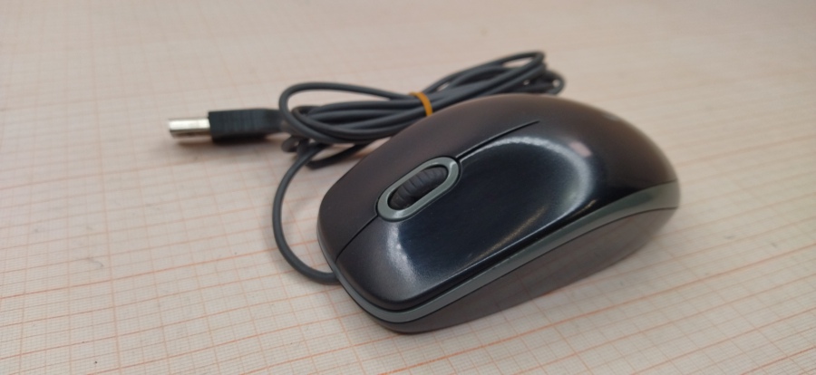 177-030-002 Мышь проводная Logitech M90 #1