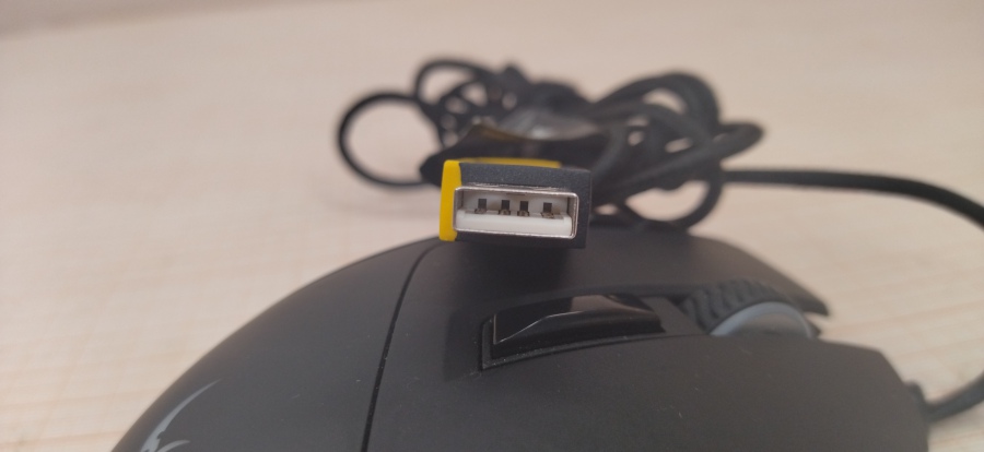 165-185-001 Мышь проводная CORSAIR SABRE Optical RGB #6