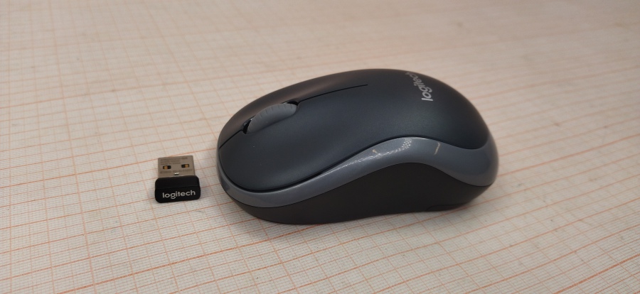 165-224-002 Мышь беспроводная Logitech M185 #1