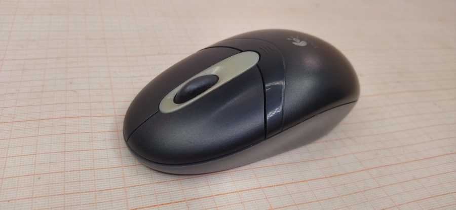144-019-001 Мышь беспроводная Logitech Cordless Optical Mouse EX110 #1