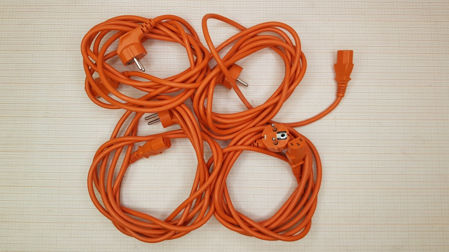 189-012-001 Кабель питания CEE7/7  CEE7/7 - IEC-C13 #1