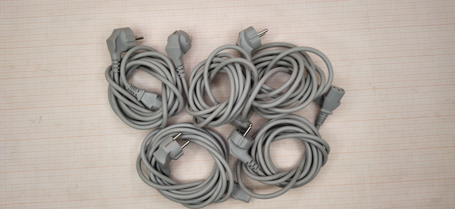 189-017-001 Кабель питания CEE7/7  CEE7/7 - IEC-C13 #1