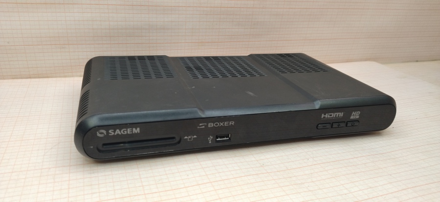 168-032-002 IPTV приставка SAGEM IAD84 #1