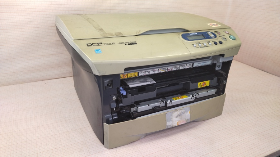 088-239-001 МФУ BROTHER DCP 7010R #1