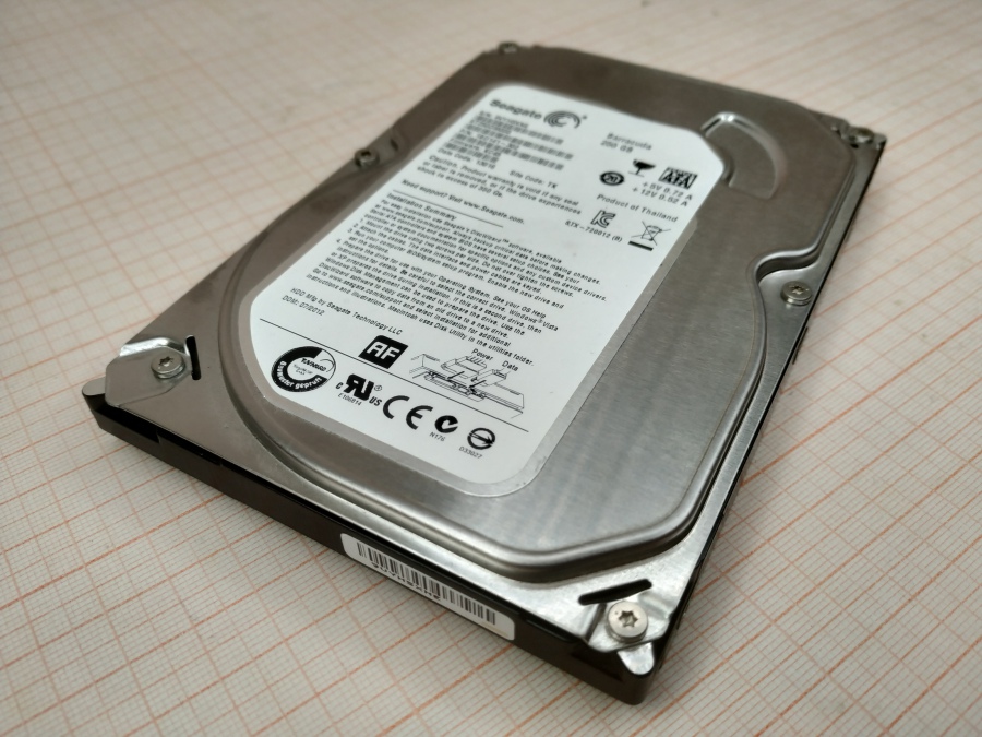 177-039-003 HDD 3.5" SATA SEAGATE ST250DM000 #1