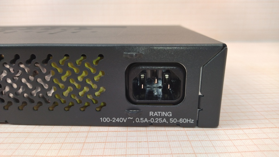 173-140-001 Коммутатор управляемый CISCO WS-C2960G-8TC-L #8