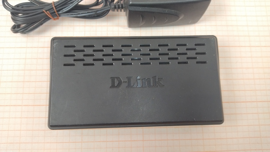 165-254-001 Коммутатор неуправляемый D-LINK DES-1008A #3