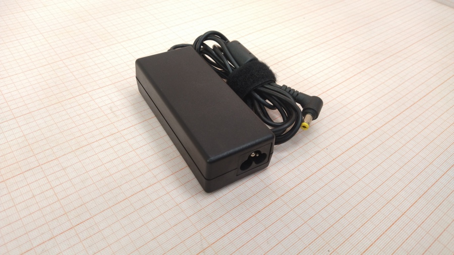 088-272-001 БП для ноутбука DELTA SADP-65KB #1