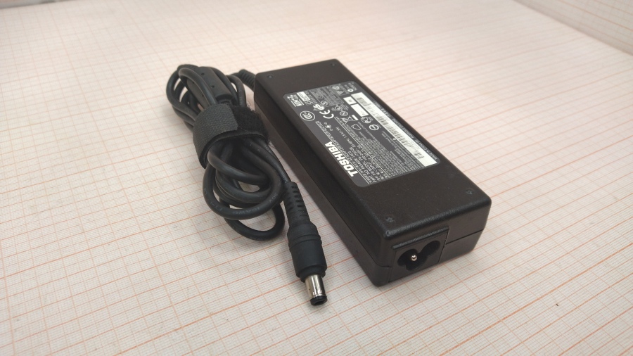 088-114-001 БП для ноутбука TOSHIBA PA-1750-08 #1