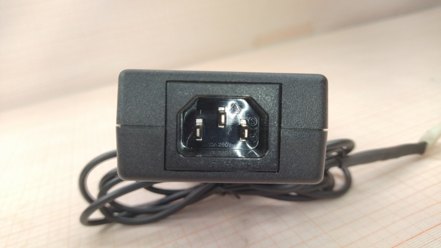 123-010-001 БП внешний для коммутатора CINCON TRG70A240 #4