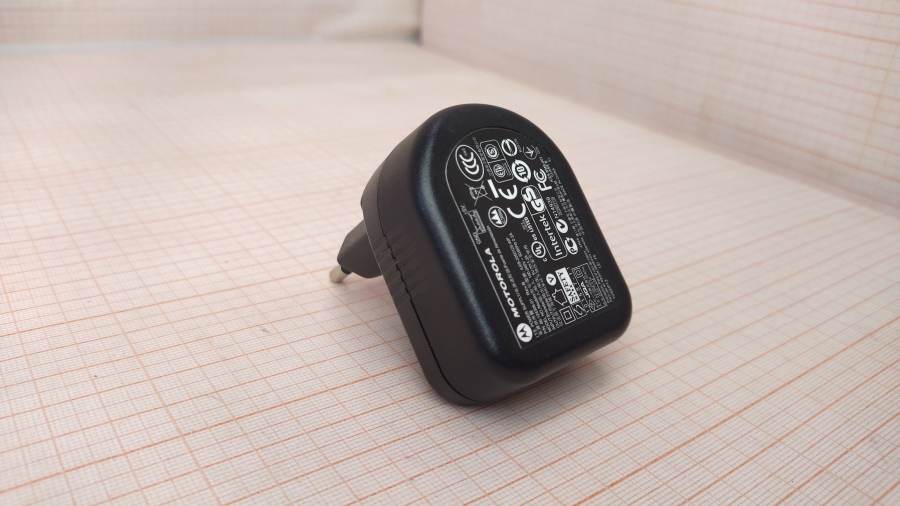 124-060-001 БП для телефонов Motorola IU08-2050120-WP #1