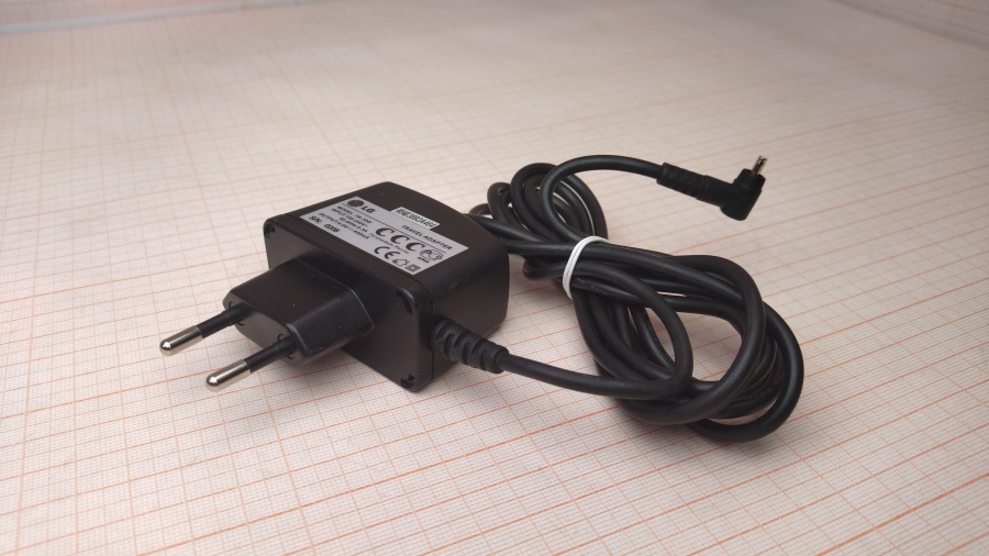 088-442-001 СЗУ для мобильных устройств LG TA-30G #1