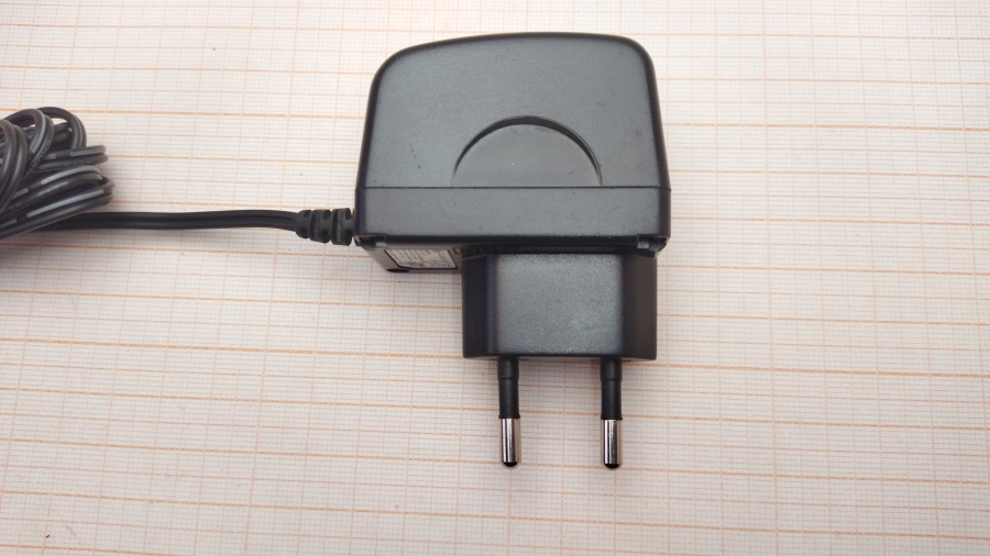 088-450-001 СЗУ для мобильных устройств Logitech L-LD4-2 #4