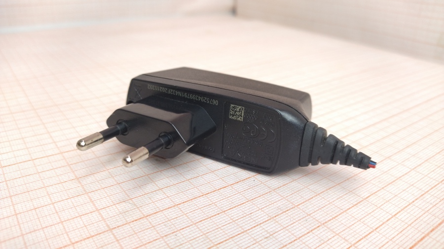 088-466-002 СЗУ для мобильных устройств NOKIA AC-4E #1