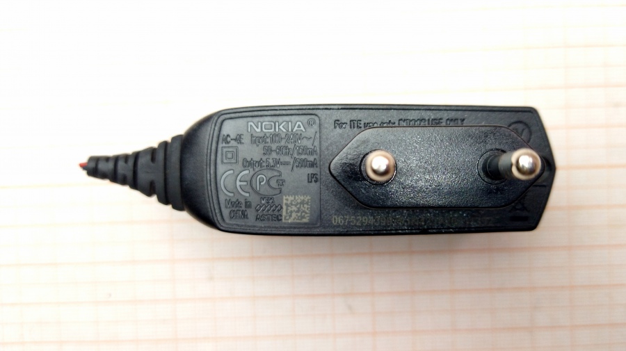 088-466-002 СЗУ для мобильных устройств NOKIA AC-4E #4