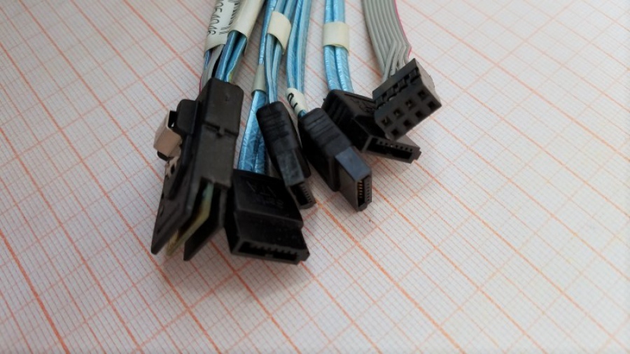 189-126-001 Кабель SFF SuperMicro CBL-0343L #3