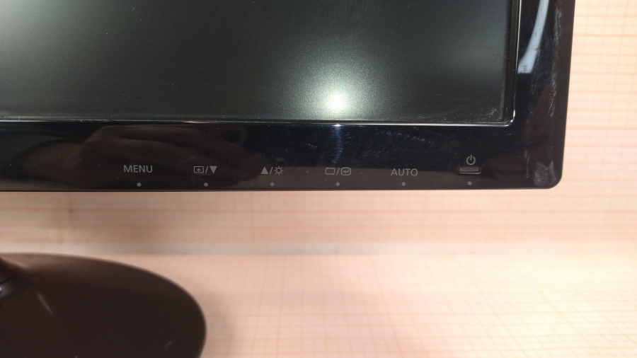 193-050-001 Монитор ЖК SAMSUNG S19B300N #3