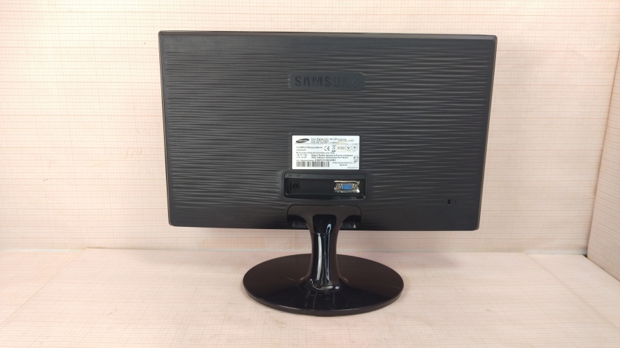 193-050-001 Монитор ЖК SAMSUNG S19B300N #4